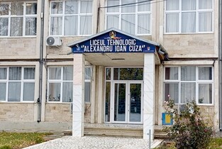 Clasă pentru pregătirea instructorilor de Oină la Liceul Tehnologic «Alexandru Ioan Cuza» Slobozia