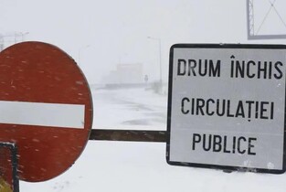 Drumuri naționale și județene închise din cauza condițiilor meteo 
