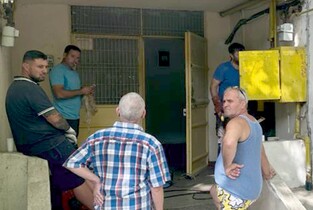 Scări de bloc debranșate de la gaze, în Cartierul 500 al Sloboziei