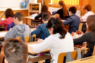 Postura incorectă și obezitatea afectează sănătatea elevilor din Ialomița