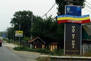 Montarea semaforului pentru «Intersecția Neagră» din Coșereni, în linie dreaptă