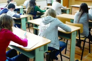 Crește numărul «claselor simultane» în școlile ialomițene