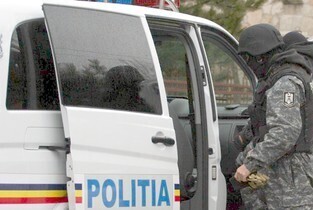 Sărățeni: Scandal în fața unui bar. Principalii suspecți, prinși ulterior la Slobozia!