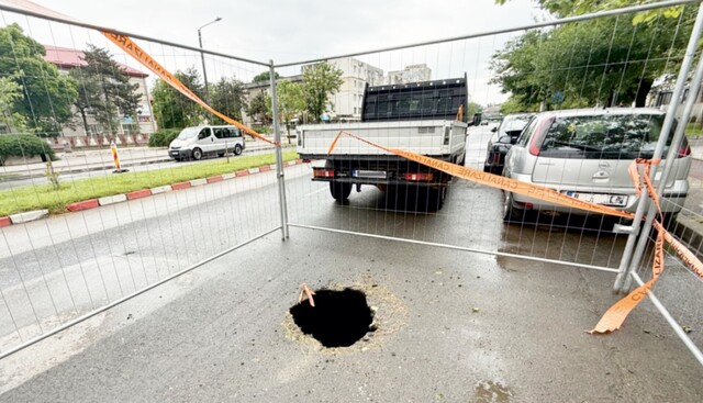 O nouă groapă pe bulevardul Unirii din Slobozia