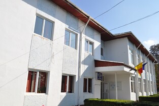 A fost semnat contractul de finanțare de 5 milioane de euro pentru modernizarea Școlii Gimnaziale «George Vâlsan» Amara