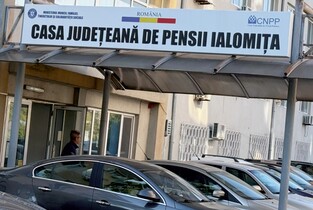 Pensionarii din Ialomița, cu venituri peste 3000 de lei, reclamă reținerea ilegală a contribuției pentru Sănătate
