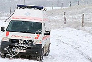 Ialomița sub nămeți: Viscolul împiedică intervenția Ambulanțelor