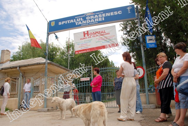 EXCLUSIV: S-a redeschis Spitalul Orășenesc din Țăndărei!