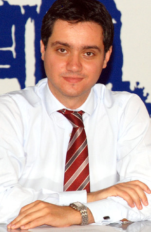 Potor candidează pentru Senat