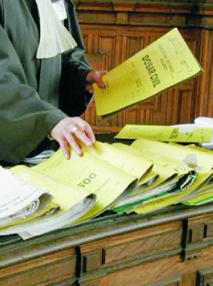 1000 de dosare la fiecare judecător