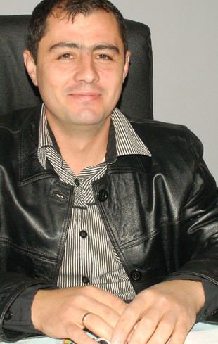 Primarul Ușurelu și-a angajat fina la Primărie