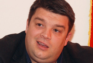Ex-prefectul Atanasiu se pregătește să revină la Prefectură