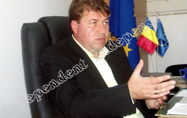 Primarul Feteștiului, urmărit penal