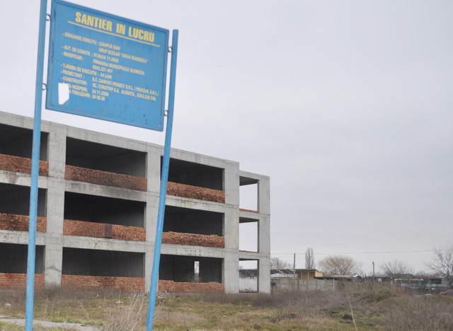 Slobozia vrea 23 milioane de lei pentru investițiile școlare abandonate